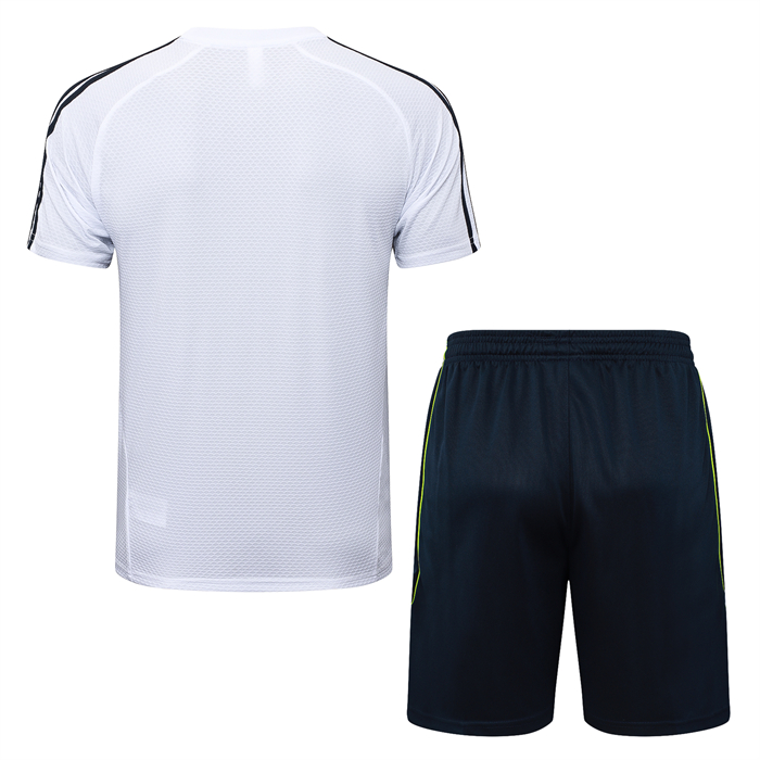 Tuta da Track
 Real Madrid 25/26 Manica Corta
 Bianco
 - Pantaloncini
